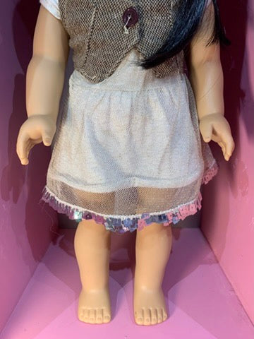 Muñeca American Girl Truly Me cabello negro lacio – 18” | Pre-Loved